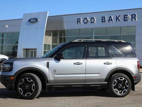 Certified 2022 Ford Bronco Sport Outer Banks w/ Tech Package image 3