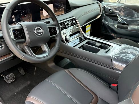 New 2026 Nissan Armada SL w/ Captain's Chari Seat Package AWD/4WD image 8