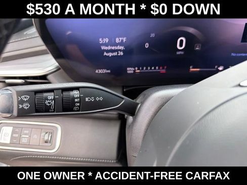 Used 2025 Buick Enclave Preferred AWD/4WD image 18