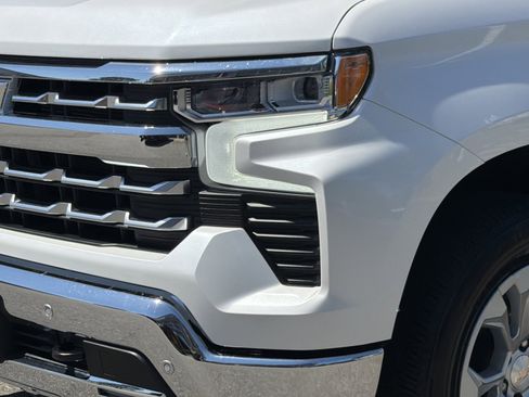 Used 2025 Chevrolet Silverado 1500 LTZ w/ LTZ Premium Texas Edition AWD/4WD image 8