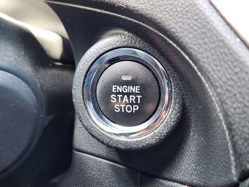 Used 2018 Subaru Crosstrek 2.0i Limited AWD/4WD image 23