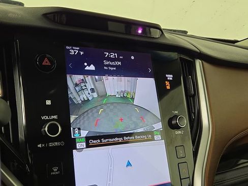 Used 2021 Subaru Outback Touring XT image 18