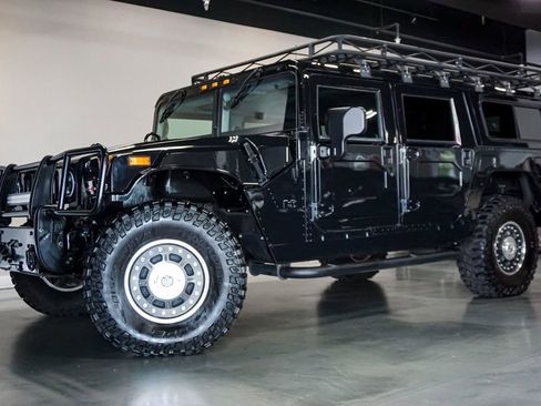 Used 2006 HUMMER H1 4-Door Wagon AWD/4WD image 1