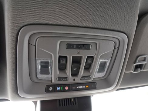 Used 2022 Chevrolet Silverado 1500 LTZ w/ LTZ Premium Package image 38