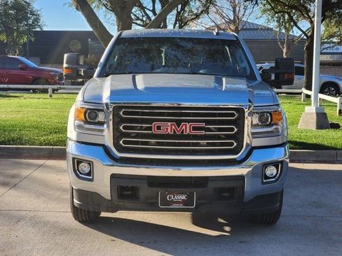 Used 2017 GMC Sierra 2500 SLE w/ HD SLE Preferred Plus Package image 11