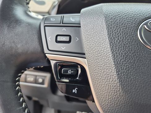 Certified 2025 Toyota Camry SE FWD image 27