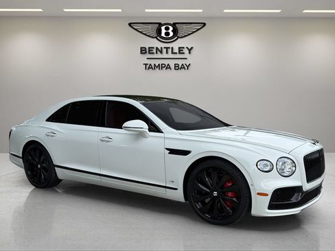 Certified 2022 Bentley Flying Spur V8 AWD/4WD image 10