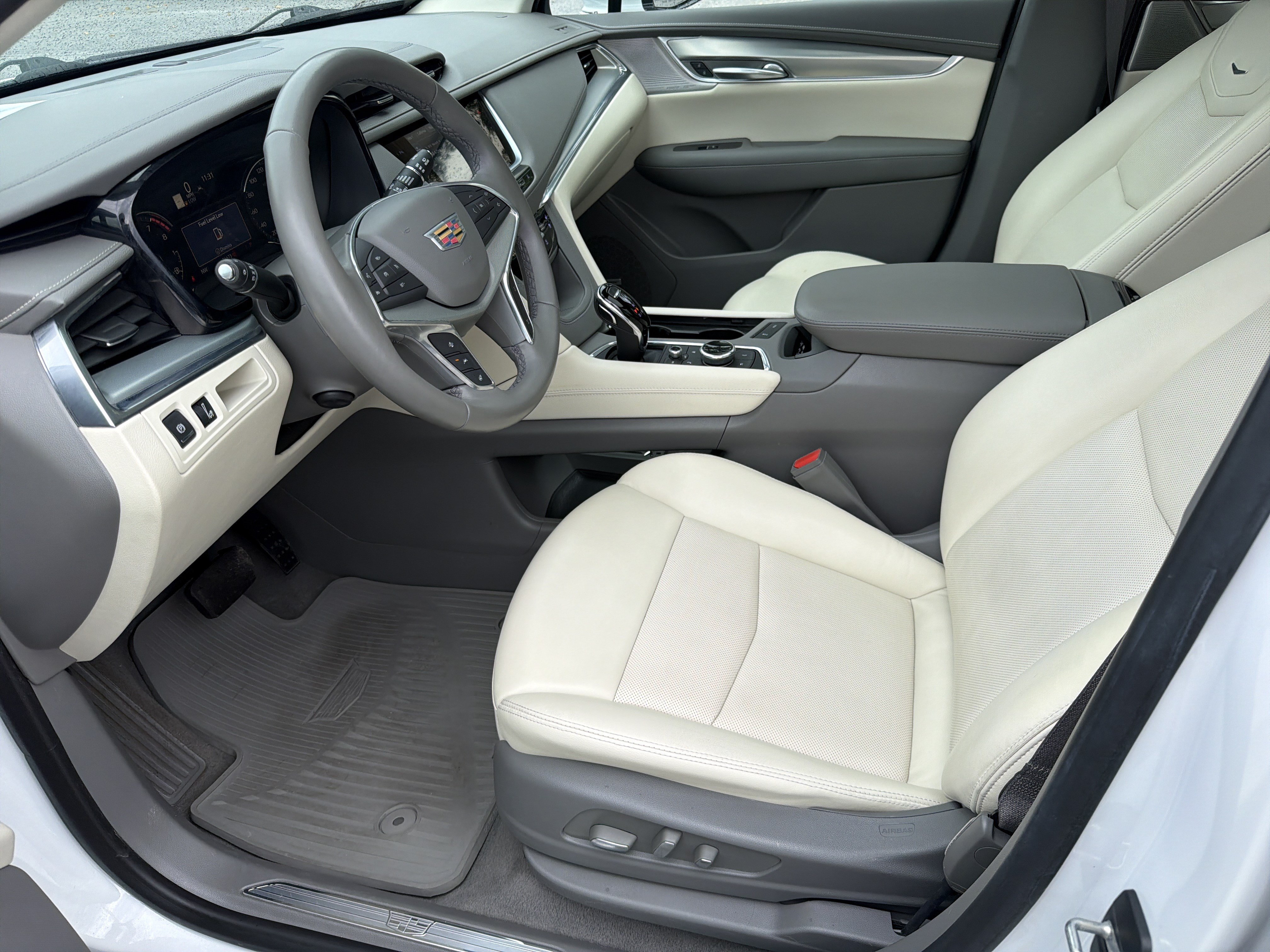 Used 2021 Cadillac XT5 Premium Luxury FWD image 10
