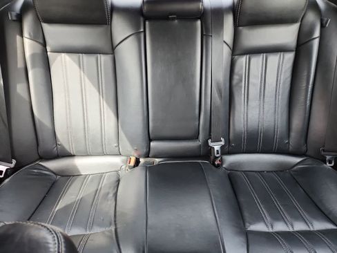 Used 2017 Chrysler 300 S w/ S Model Appearance Package RWD image 20