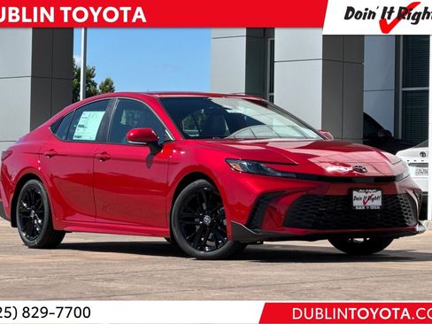 New 2026 Toyota Camry SE w/ Convenience Package FWD image 1