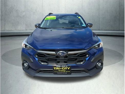 Used 2024 Subaru Crosstrek 2.0i Premium image 14