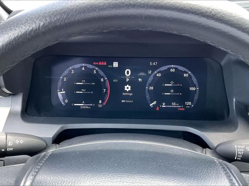 Used 2024 Toyota Tacoma TRD Off-Road AWD/4WD image 17