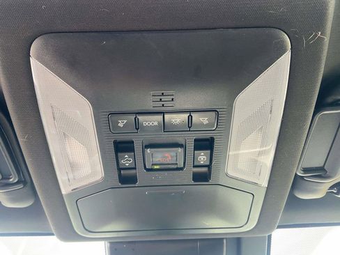 Used 2020 Toyota RAV4 XSE image 22