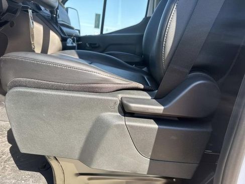 New 2025 Ford Transit 250 XL image 10