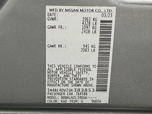 Used 2025 Nissan Altima 2.5 SV FWD image 58