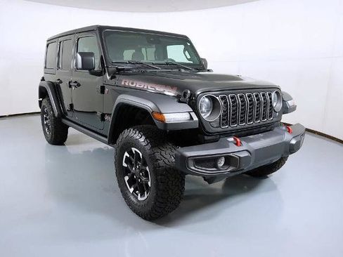 Used 2025 Jeep Wrangler Unlimited Rubicon AWD/4WD image 1