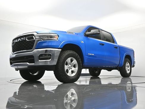 New 2026 RAM 1500 4x4 Crew Cab image 35