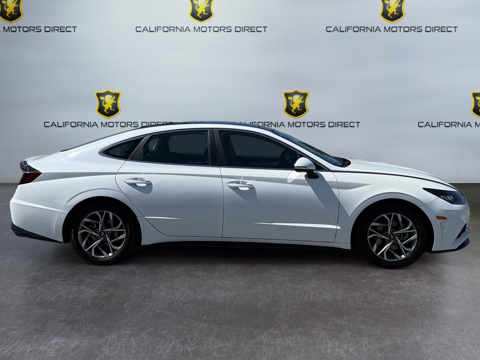 Used 2023 Hyundai Sonata SEL w/ Convenience Package FWD image 6