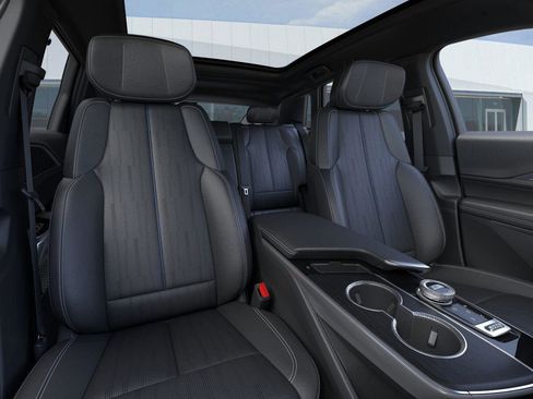 New 2025 Cadillac Lyriq Luxury w/ LPO, Floor Liner Package RWD image 17