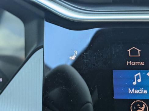 New 2026 Jeep Cherokee Laredo AWD/4WD image 25