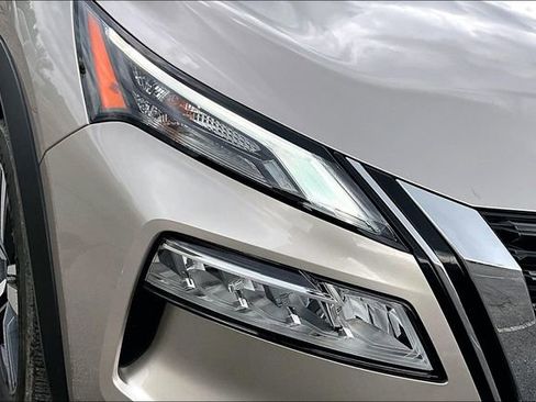 Used 2023 Nissan Rogue SL AWD/4WD image 32