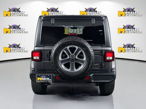 Used 2023 Jeep Wrangler Sahara w/ Cold Weather Group image 6