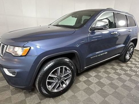 Used 2020 Jeep Grand Cherokee Limited AWD/4WD image 7