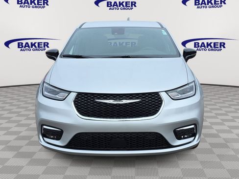 New 2026 Chrysler Pacifica Select image 8