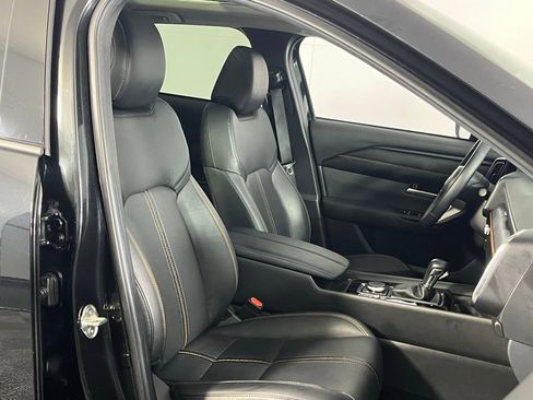 Used 2025 MAZDA CX-50 AWD 2.5 S w/ Premium Plus Pkg image 29