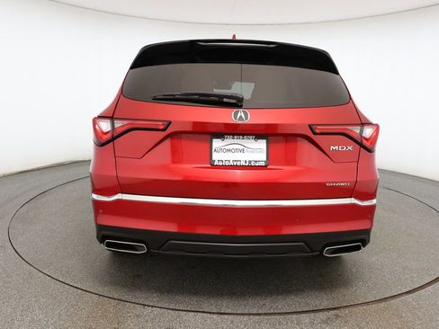Used 2024 Acura MDX SH-AWD w/ Advance Package image 5