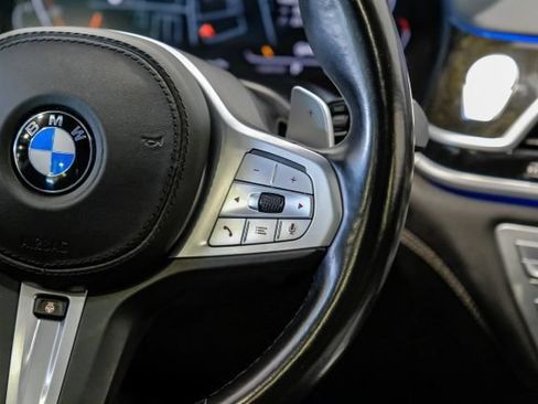 Used 2021 BMW 740i w/ M Sport Package RWD image 25