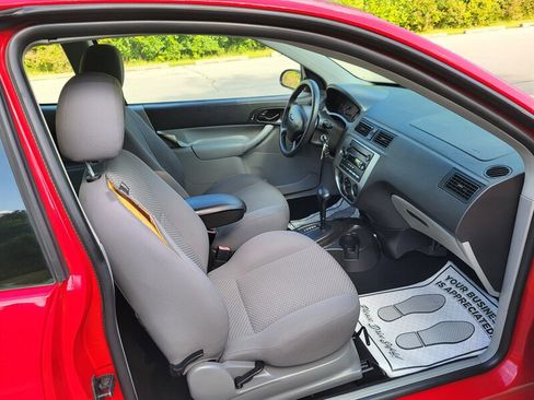 Used 2006 Ford Focus SES image 13