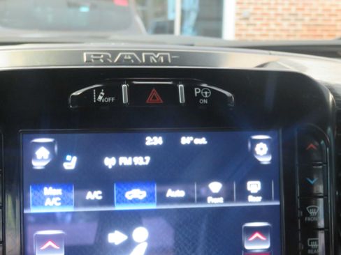 Used 2020 RAM 1500 Limited AWD/4WD image 38