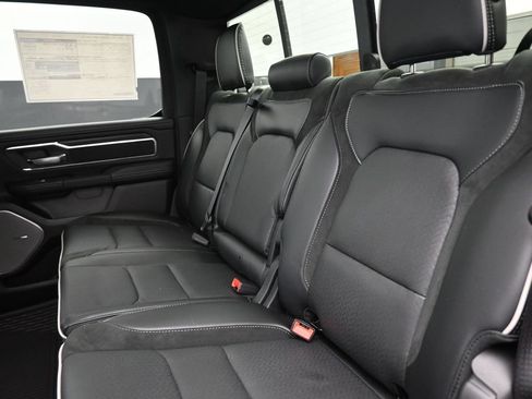 New 2026 RAM 1500 Laramie AWD/4WD image 16