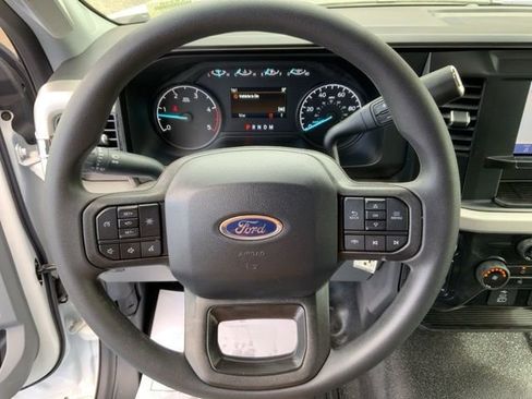 New 2025 Ford F550 4x4 Regular Cab Super Duty image 14