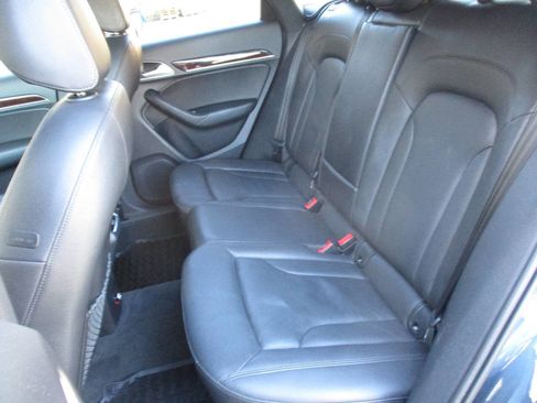 Used 2018 Audi Q3 2.0T Premium Plus w/ Premium Plus Package image 83