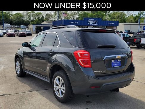 Used 2017 Chevrolet Equinox LT w/ Convenience Package AWD/4WD image 3