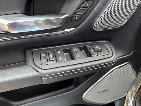 New 2026 RAM 1500 Laramie AWD/4WD image 19
