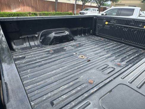 Used 2015 Ford F250 Platinum w/ FX4 Off-Road Package image 13