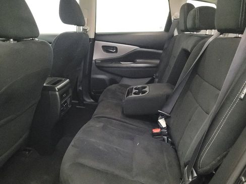 Used 2019 Nissan Murano S image 18