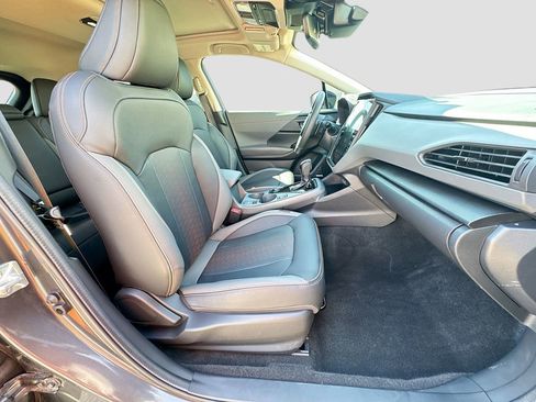 Certified 2025 Subaru Crosstrek 2.5i Limited w/ Crosstrek Mirror Package image 39