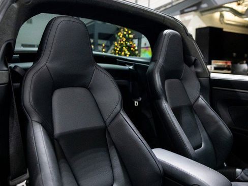 Used 2024 Porsche 911 Targa 4 GTS image 17