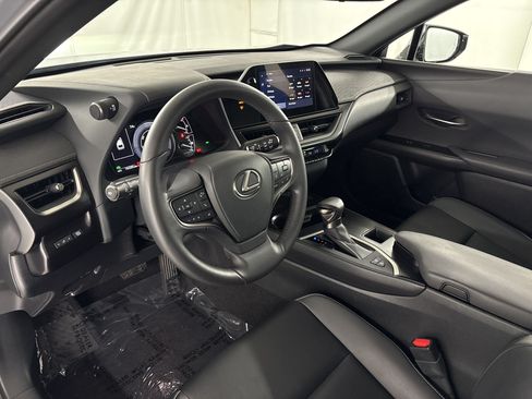 Used 2024 Lexus UX 250h FWD image 4