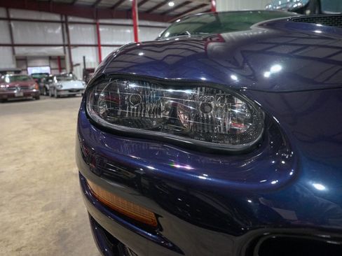 Used 2001 Chevrolet Camaro Z28 w/ SS Performance/Appearance Pkg image 32