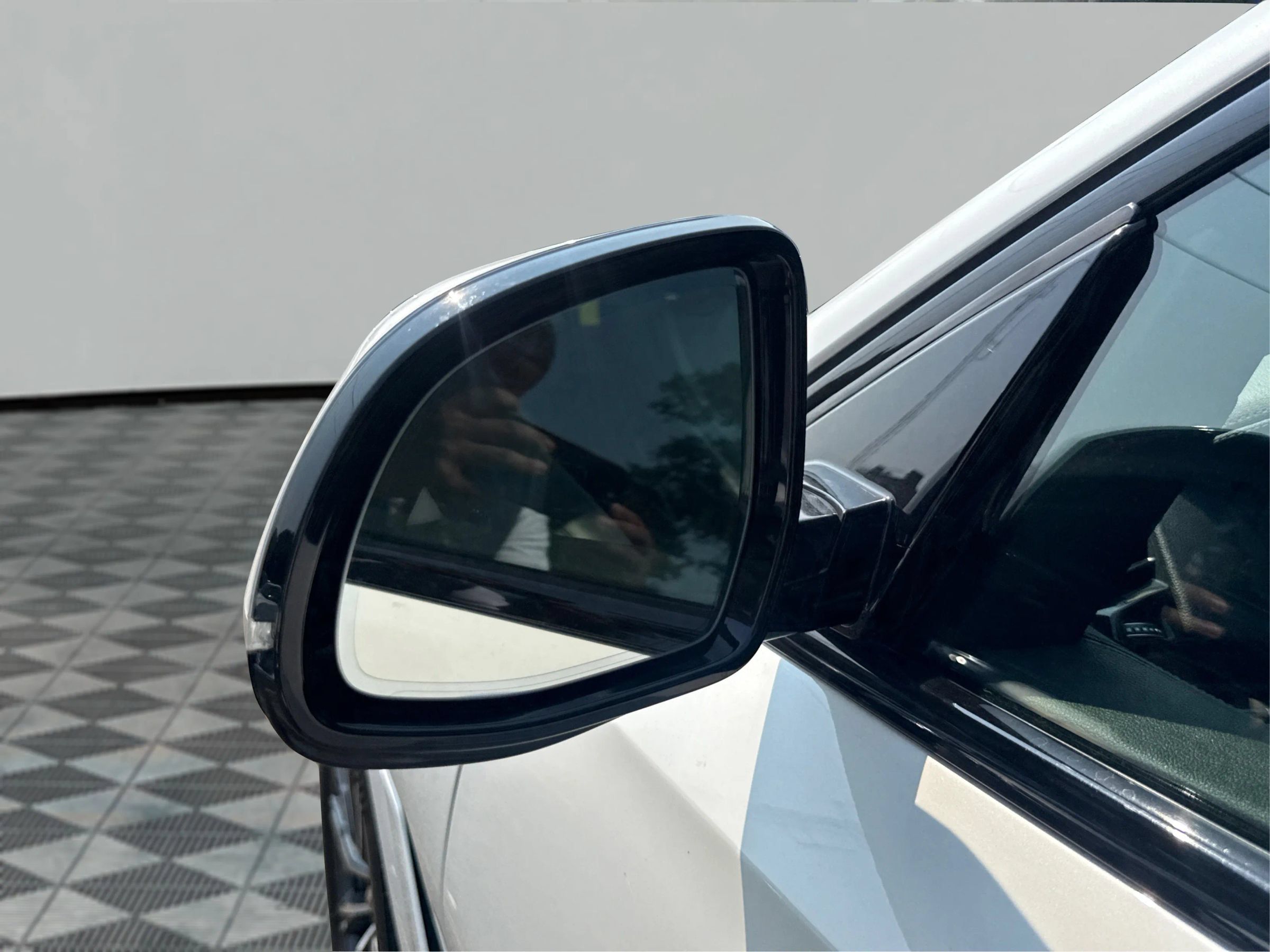 Used 2022 BMW X6 xDrive40i AWD/4WD image 23
