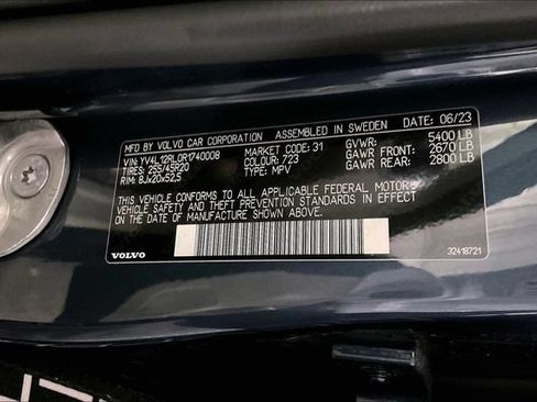 Certified 2024 Volvo XC60 B5 Plus w/ Climate Package AWD/4WD image 38