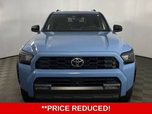 Used 2025 Toyota 4Runner TRD Off-Road AWD/4WD image 2