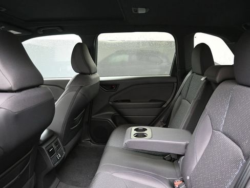 New 2026 Subaru Forester Premium AWD/4WD image 18