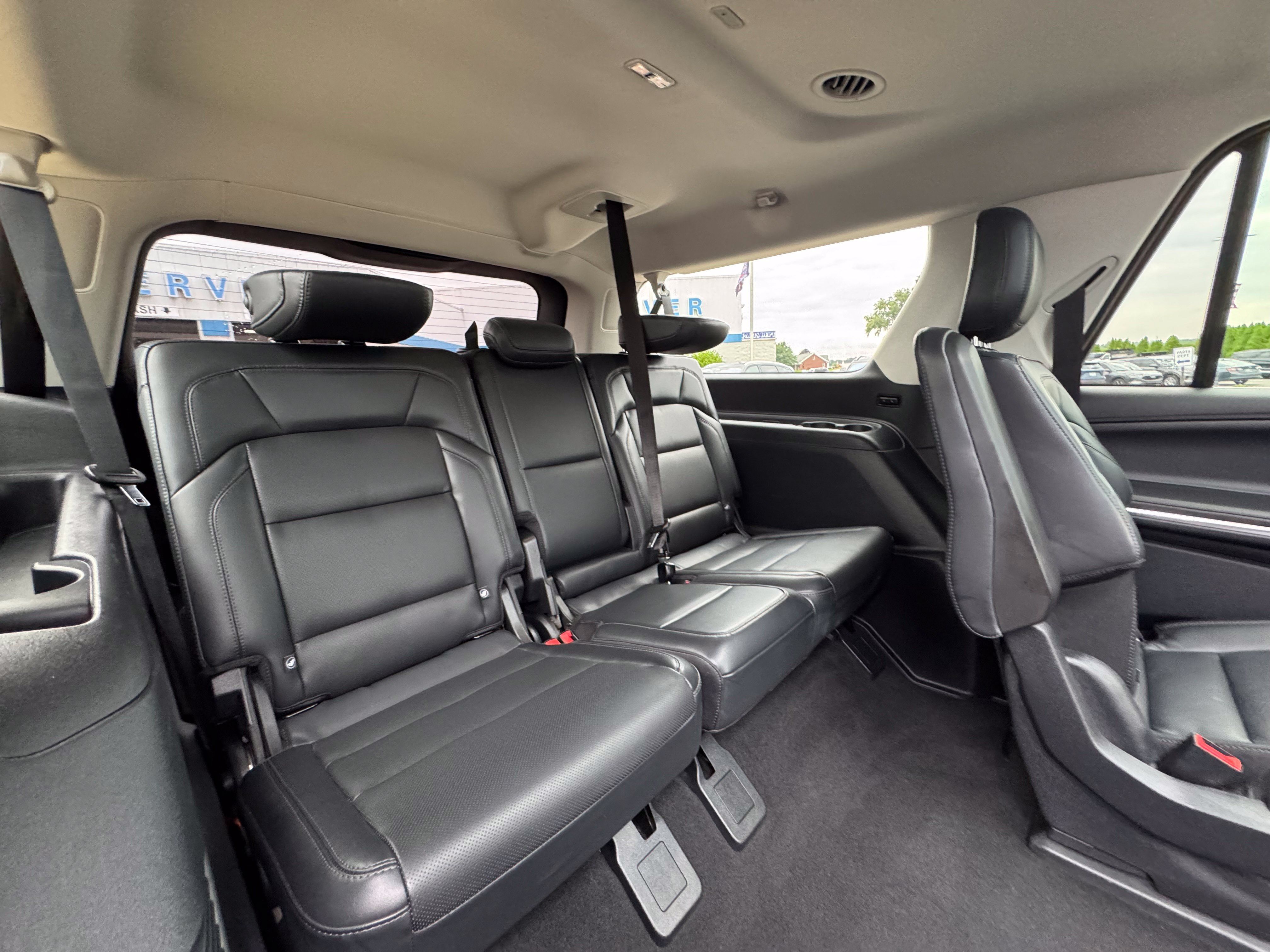 Used 2025 Lincoln Navigator L Reserve AWD/4WD image 24