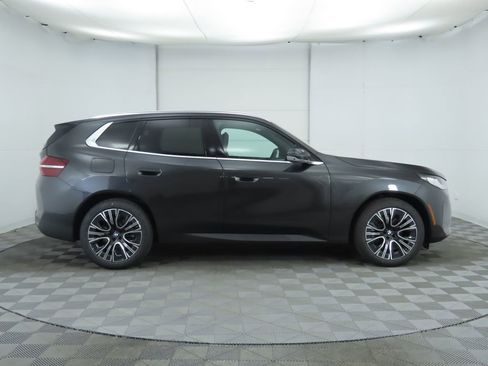 Used 2025 BMW X3 xDrive30i w/ Premium Package image 5